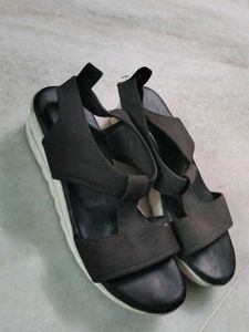 Use Sandals