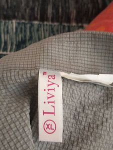 Gray 3/4 Sleeve Button-Down Top