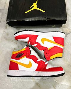 NIKE AIR JORDAN 1 HIGH LIGHT FUSION RED UK 7