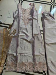 untouched Elegant Embroidered Kurta Set