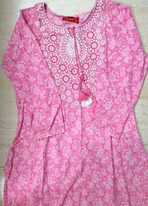Pink Embroidered Kurta &amp; pants with dupatta