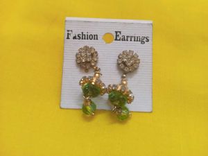 Green Dangle Earrings&Jhumki