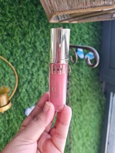 Miss Claire Matte Lipstick