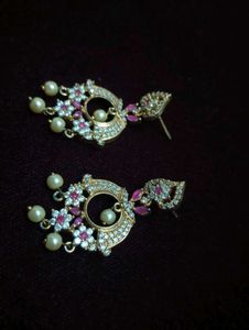 Elegant Pearl Drop Earrings