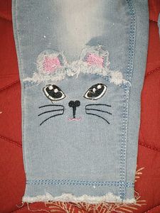 Capri Jeans