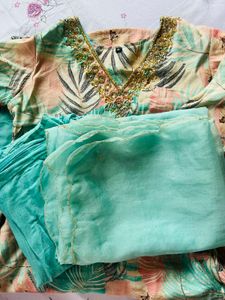 Floral Print Kurti  Set with Embellished Neckline