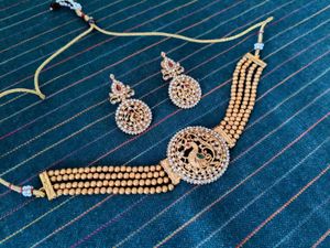 Peacock Design Choker Set