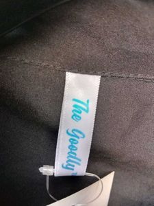 New With Tag Korean Cute Crop Shirt