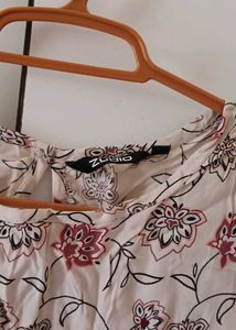 Sleeveless Crop Top Zudio