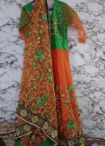 Price Down Party Wedding Gown/ Dupatta,