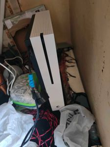 Xbox One S 1tb