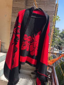 Beautiful Red And Black Stoll Cum Shawl