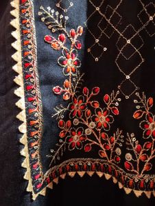 BRAND NEW KURTA !!!