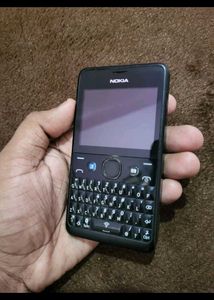 Nokia Asha 210