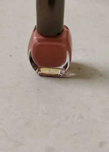 Peach/Berry Colour Nailpaint