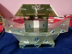 Glass House Showpiece