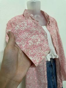 GAP Y2k Pink Floral Print Shirt For Women