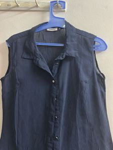 Women Sleeveless Solid A-line Dress