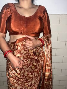 Crepe saree with blouse