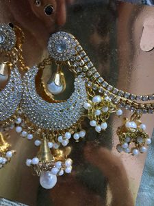 Earrings with Maang Tikka