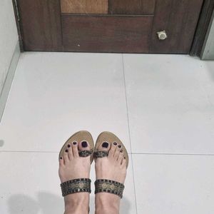 Mochi Embellished Toe Ring Sandals