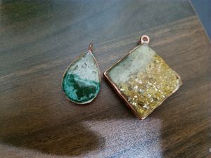 Concrete Resin Pendent