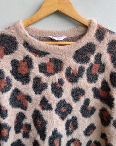 BRAND NEW Authentic TIME &amp; TRUE Fur Sweatshirt