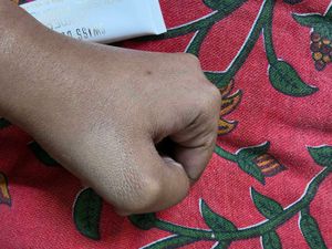 Swiss Beauty Primer Mousse Foundation - Medium bei