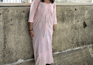 Elegant Pink Embroidered Kurta