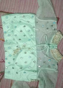 Women pista colour lahenga choli with dupatta...