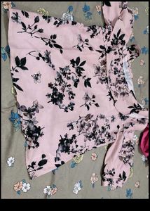 Floral Print One Sleeves Top New No Coin