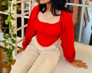 Pinteresty Red Top
