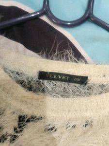 Woolen Top