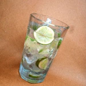 Ice Lime Water Candle 🍋🕯️