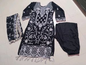 Pakistani Suit