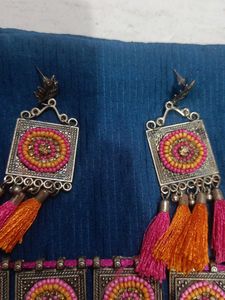 Earings And Necklace Set