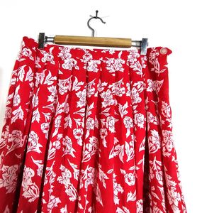Red Floral Print Skirt (Women&#39;s)