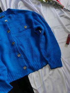 Stylish Blue Knit Cardigan