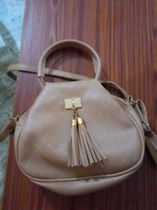 Cute Bag &amp; Looks Good