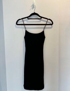 zara fitted dress in black ☻
