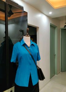 💥Price Drop💥Luxe Blue Summery Shirt
