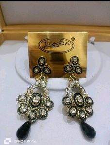 5 Earrings Set