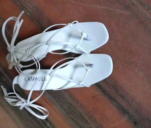 Stylish Criss Cross Heels