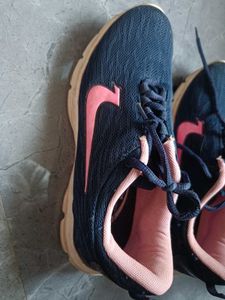 Sport Shoes For Women