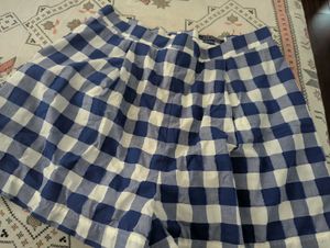 Beautiful check Skorts