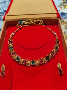 Gold Polish Ruby Panna Necklace Set With Box