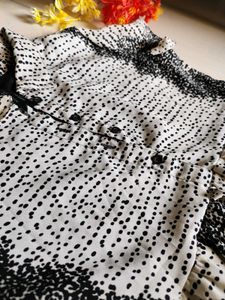 Black And White One Piece❤