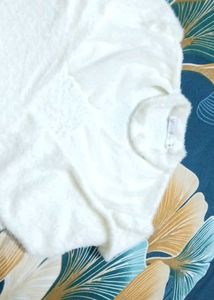 Woolen Top Lovely And Soft