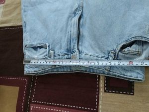 Wide Leg Light Wash Jeans
