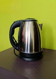Green -Kivvi 1.8 litre electric kettle